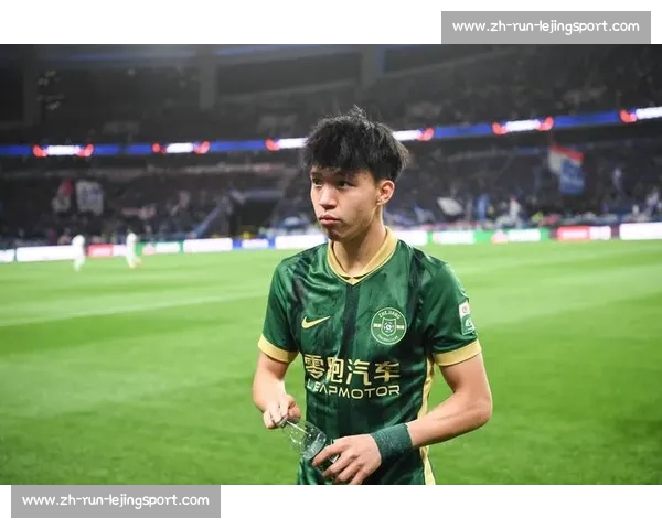 王钰栋挂帅国足东亚杯首秀，00 后新星挑大梁